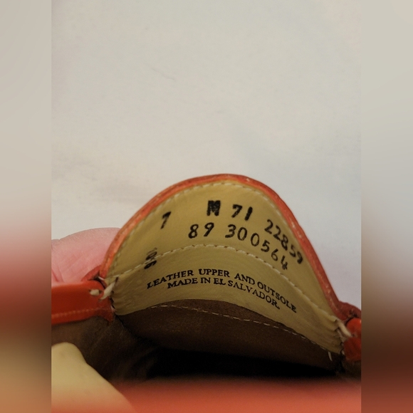 G.H. Bass & Co. Weejuns Wynn Poppy Penny Loafers Size 7M - Picture 9 of 9